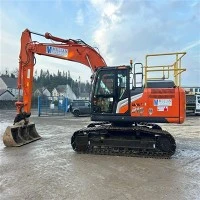 Hitachi ZX210 hidraulinis ekskavatorius
